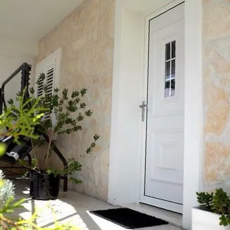 Charming Seaside Apartment Primošten Extérieur photo